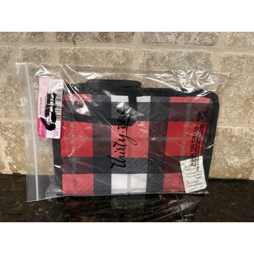 Thirty-One 31 Shine On‎ Jewelry Case in Check Mate Red Plaid New